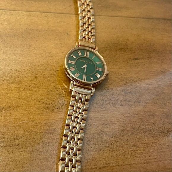 Anne Klein Women's Watch AK/2158 Like-new 7.25 inch - Picture 4 of 4